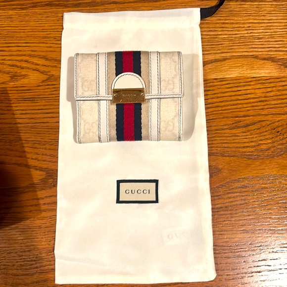 GUCCI WEB ACCENT WHITE CANVAS SHERRY COMPACT WALLET w/GUCCI BOX & Dust bag - Picture 10 of 10
